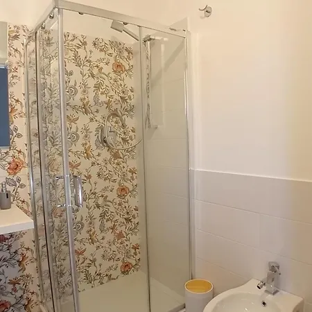 Πανσιόν Palm House Affitta 3*