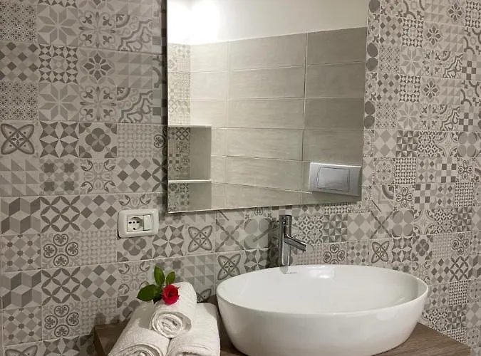 Palm House Affitta Affittacamere 3*